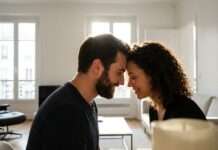 Почему маленькие словесные благодарности лучше больших романтических жестов